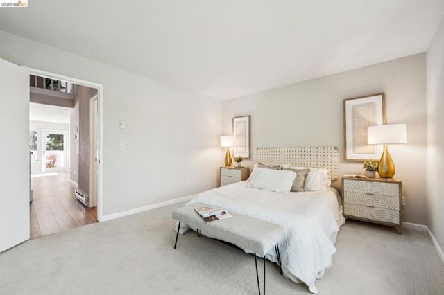 214 Bayside Ct, Richmond, CA 94804