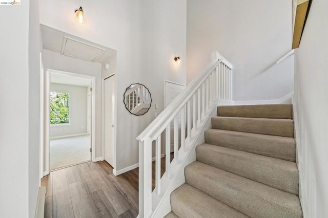 214 Bayside Ct, Richmond, CA 94804