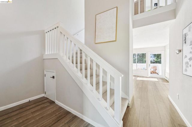 214 Bayside Ct, Richmond, CA 94804