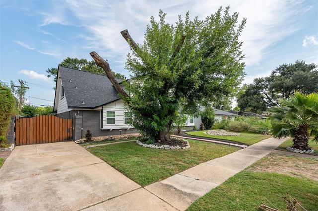 4310 Black Locust Drive, Houston, TX 77088