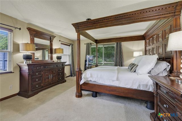 635 Riverside Path, Canyon Lake, TX 78133