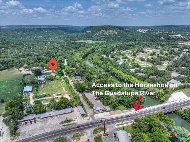 635 Riverside Path, Canyon Lake, TX 78133