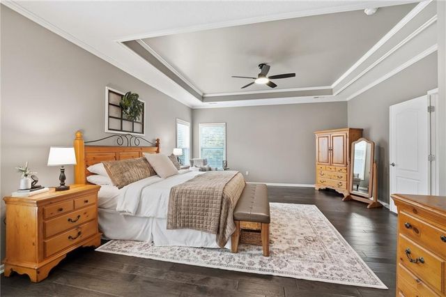 13813 Richards Street, Overland Park, KS 66221