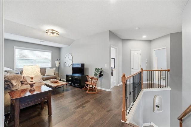 13813 Richards Street, Overland Park, KS 66221