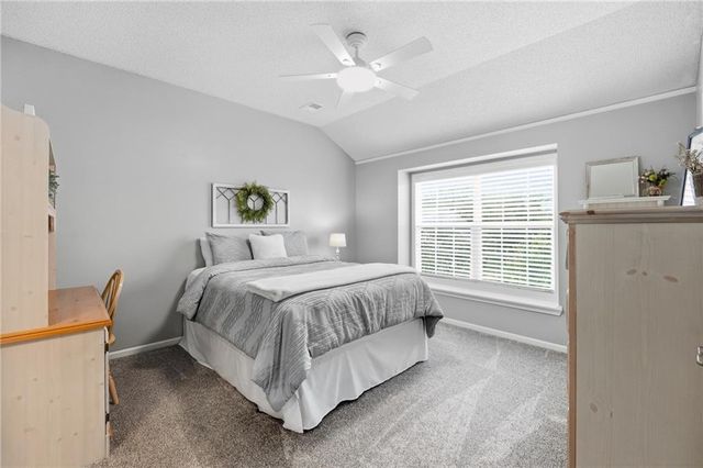 13813 Richards Street, Overland Park, KS 66221