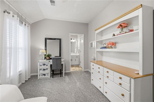 13813 Richards Street, Overland Park, KS 66221