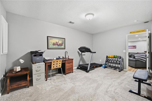 13813 Richards Street, Overland Park, KS 66221