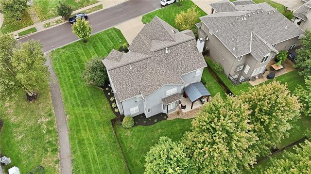 13813 Richards Street, Overland Park, KS 66221