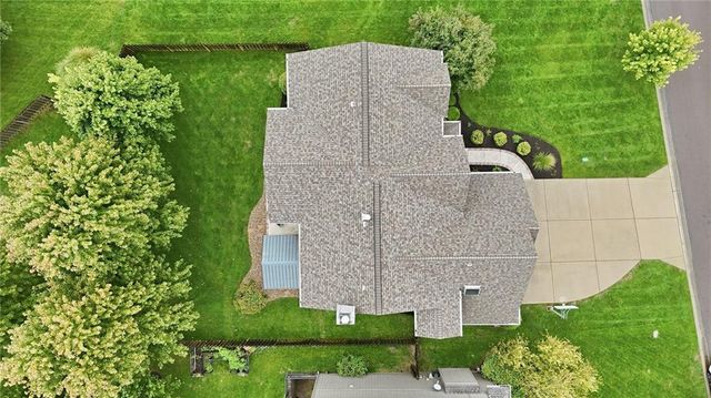 13813 Richards Street, Overland Park, KS 66221