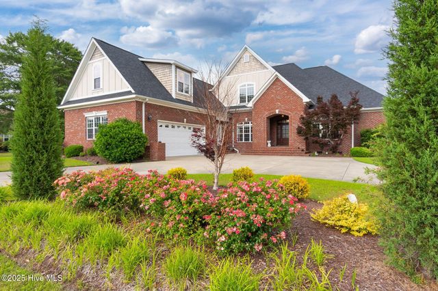 111 Rollingwood Drive, New Bern, NC 28562