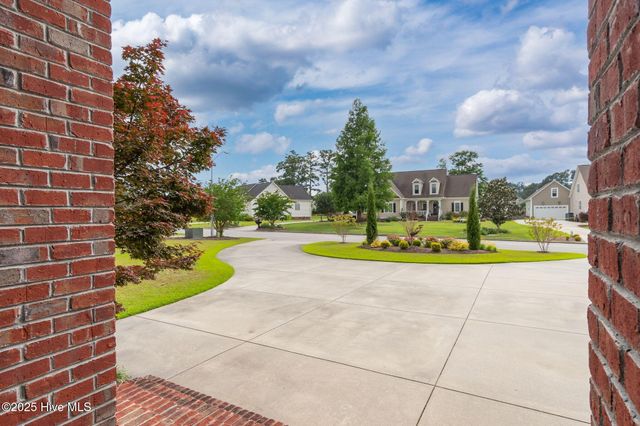 111 Rollingwood Drive, New Bern, NC 28562