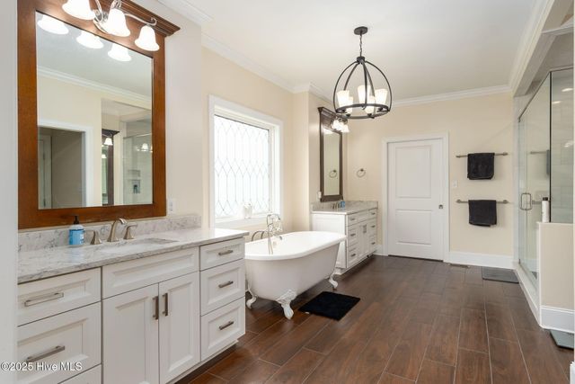 111 Rollingwood Drive, New Bern, NC 28562