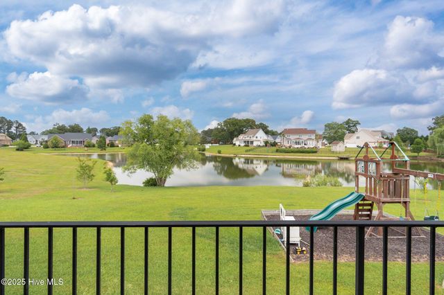 111 Rollingwood Drive, New Bern, NC 28562