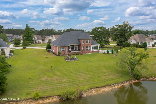 111 Rollingwood Drive, New Bern, NC 28562