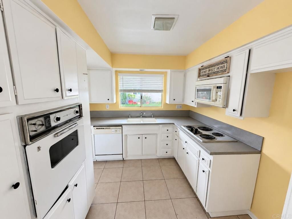 3615 Vista Bella 24, Oceanside, CA 92057 — photo 5