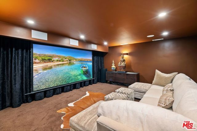 8545 Charl Lane, Los Angeles, CA 90046