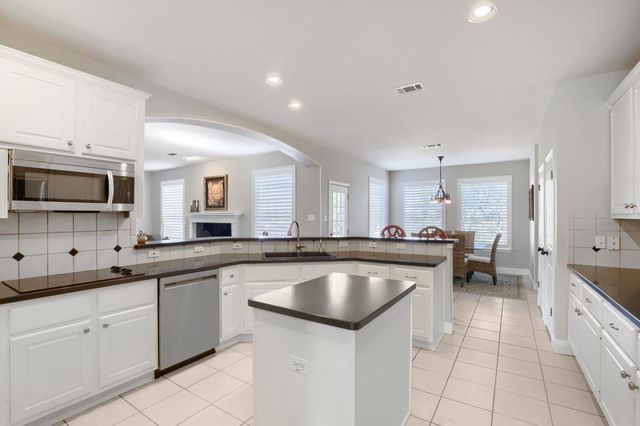 2801 Lenwood CT, Austin, TX 78738