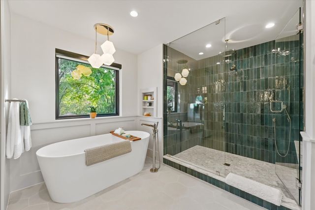 2637 Dixiana Drive, Farmers Branch, TX 75234