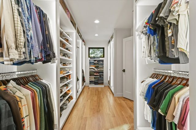 2637 Dixiana Drive, Farmers Branch, TX 75234