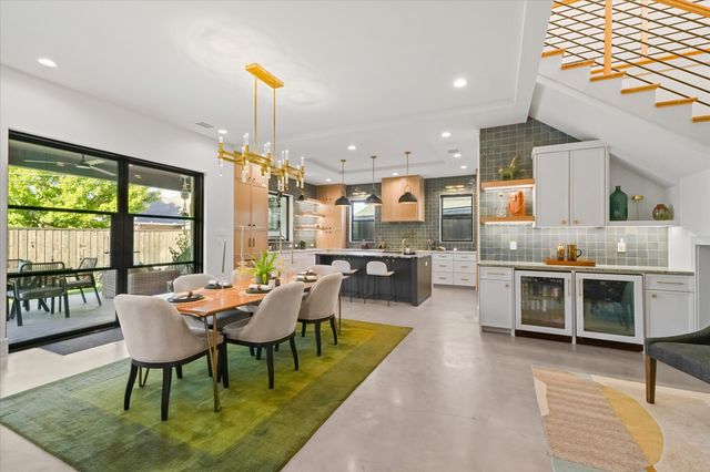 2637 Dixiana Drive, Farmers Branch, TX 75234