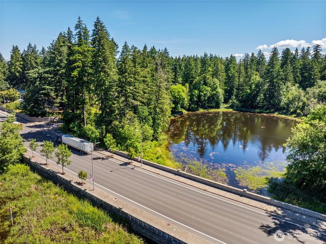 6235 6th Avenue SE, Lacey, WA 98503