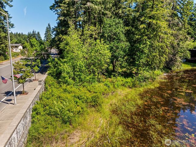 6235 6th Avenue SE, Lacey, WA 98503