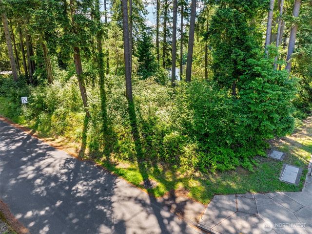 6235 6th Avenue SE, Lacey, WA 98503