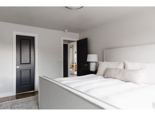 806 Butte Pass Dr, Fort Collins, CO 80526
