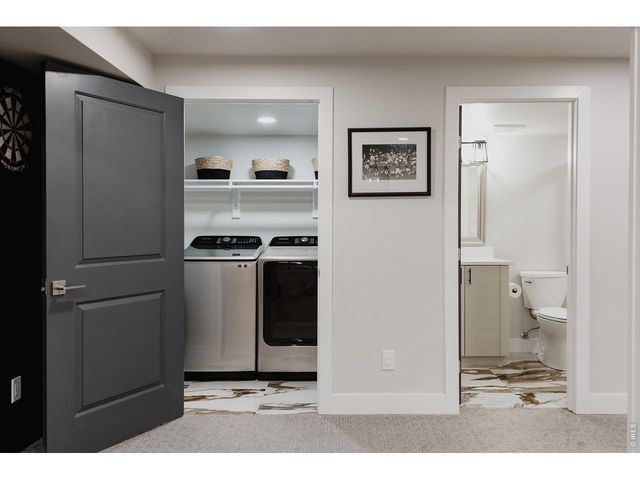 806 Butte Pass Dr, Fort Collins, CO 80526