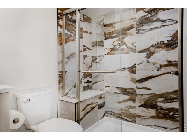 806 Butte Pass Dr, Fort Collins, CO 80526