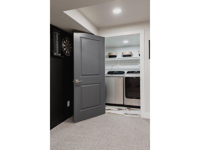 806 Butte Pass Dr, Fort Collins, CO 80526