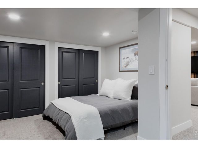 806 Butte Pass Dr, Fort Collins, CO 80526