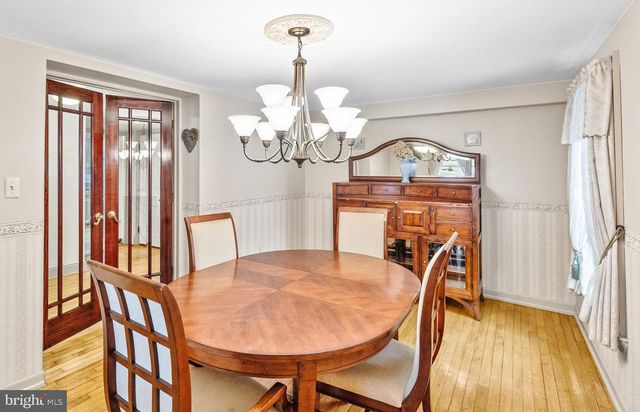 1988 WINDY HILL RD, New Freedom, PA 17349