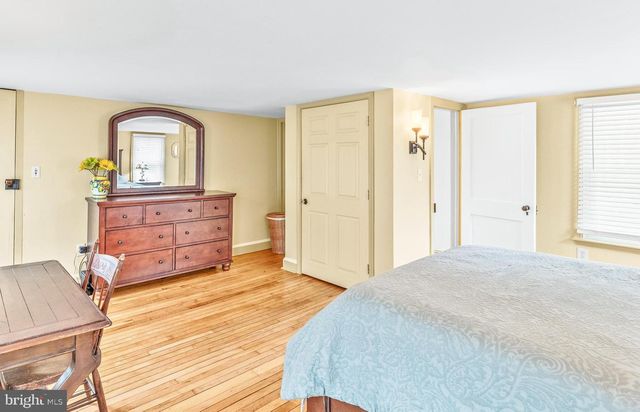 1988 WINDY HILL RD, New Freedom, PA 17349