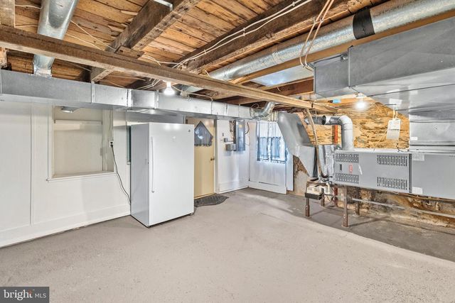 1988 WINDY HILL RD, New Freedom, PA 17349