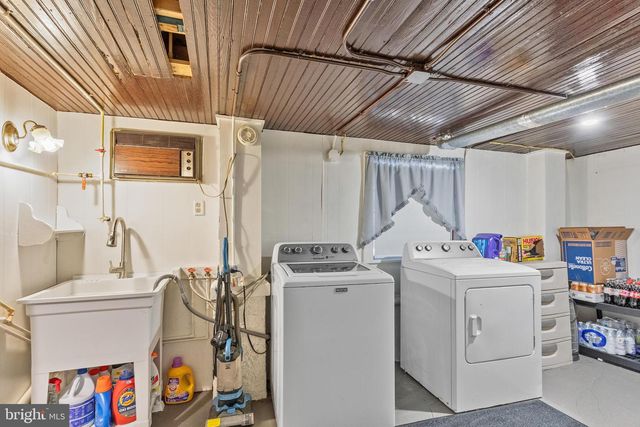 1988 WINDY HILL RD, New Freedom, PA 17349