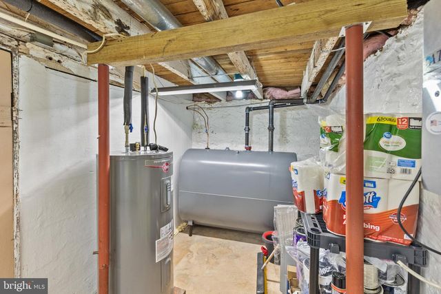 1988 WINDY HILL RD, New Freedom, PA 17349