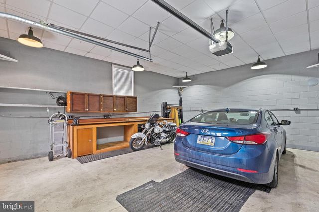 1988 WINDY HILL RD, New Freedom, PA 17349