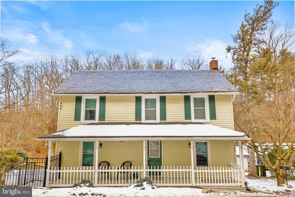 1988 WINDY HILL RD, New Freedom, PA 17349