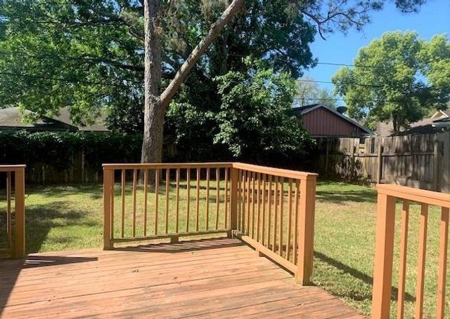 1853 Dolphin Drive, Seabrook, TX 77586