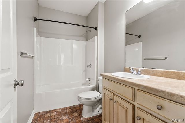 12945 GARDEN CREEK, Northport, AL 35473