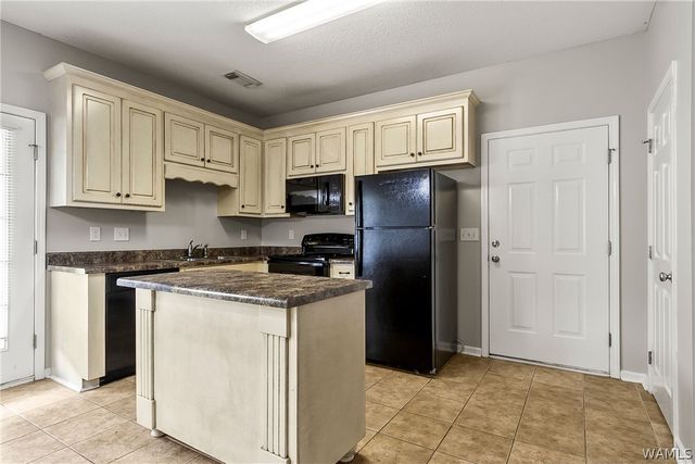 12945 GARDEN CREEK, Northport, AL 35473