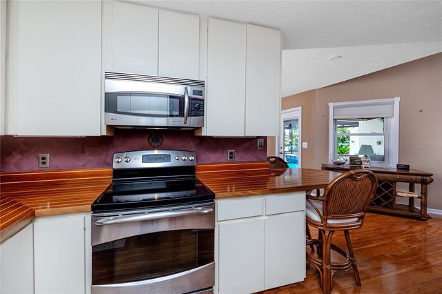 1116 KINGFISH PLACE, Apollo Beach, FL 33572