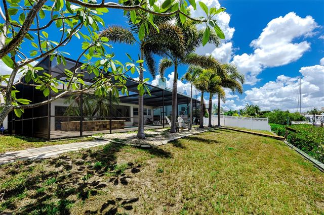 1116 KINGFISH PLACE, Apollo Beach, FL 33572
