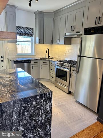 2653 CEDAR ST, Philadelphia, PA 19125