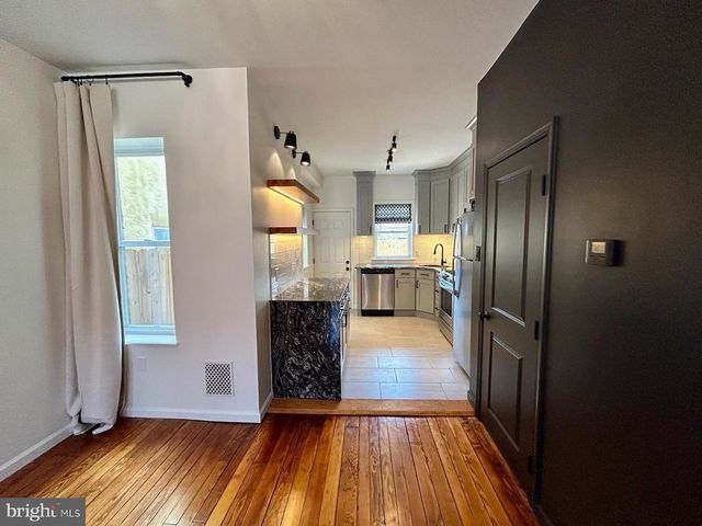 2653 CEDAR ST, Philadelphia, PA 19125