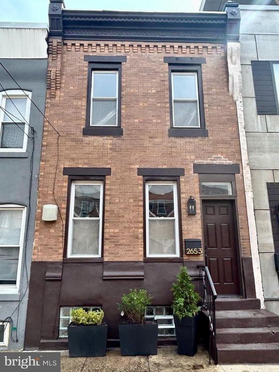 2653 CEDAR ST, Philadelphia, PA 19125
