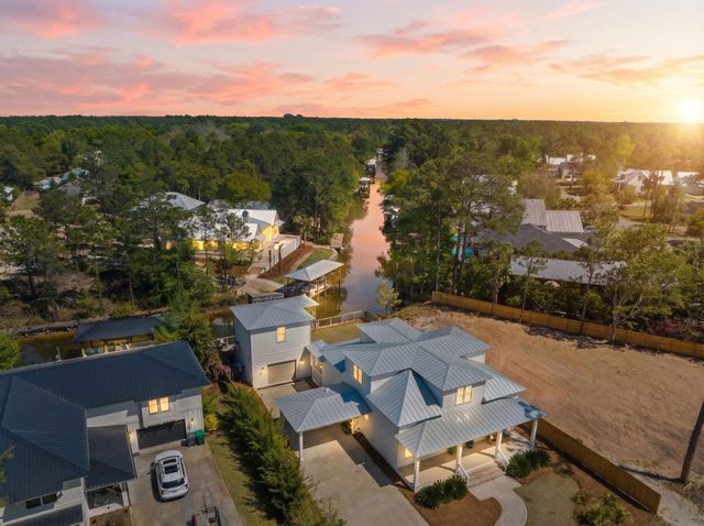 578 W Point Washington Road, Santa Rosa Beach, FL 32459