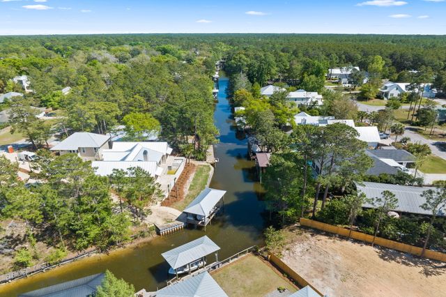 578 W Point Washington Road, Santa Rosa Beach, FL 32459