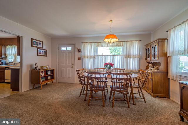 4 MADELINE, East Brunswick, NJ 08816